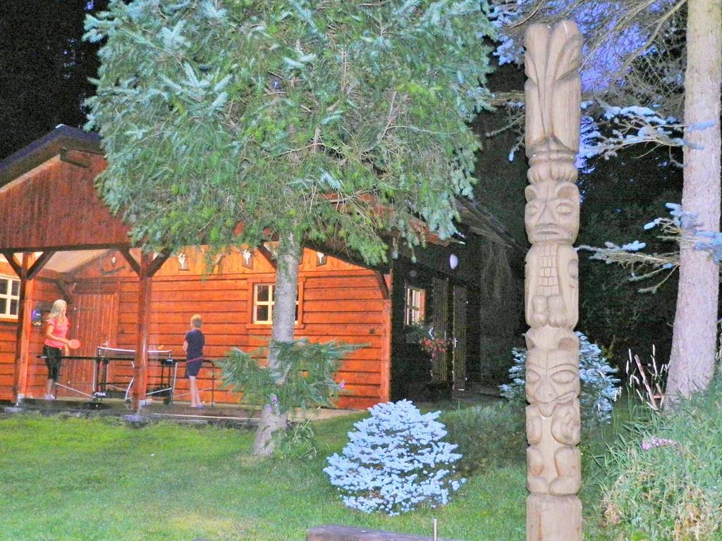 Готель Chalupa U Beranu Гаррахов Екстер'єр фото